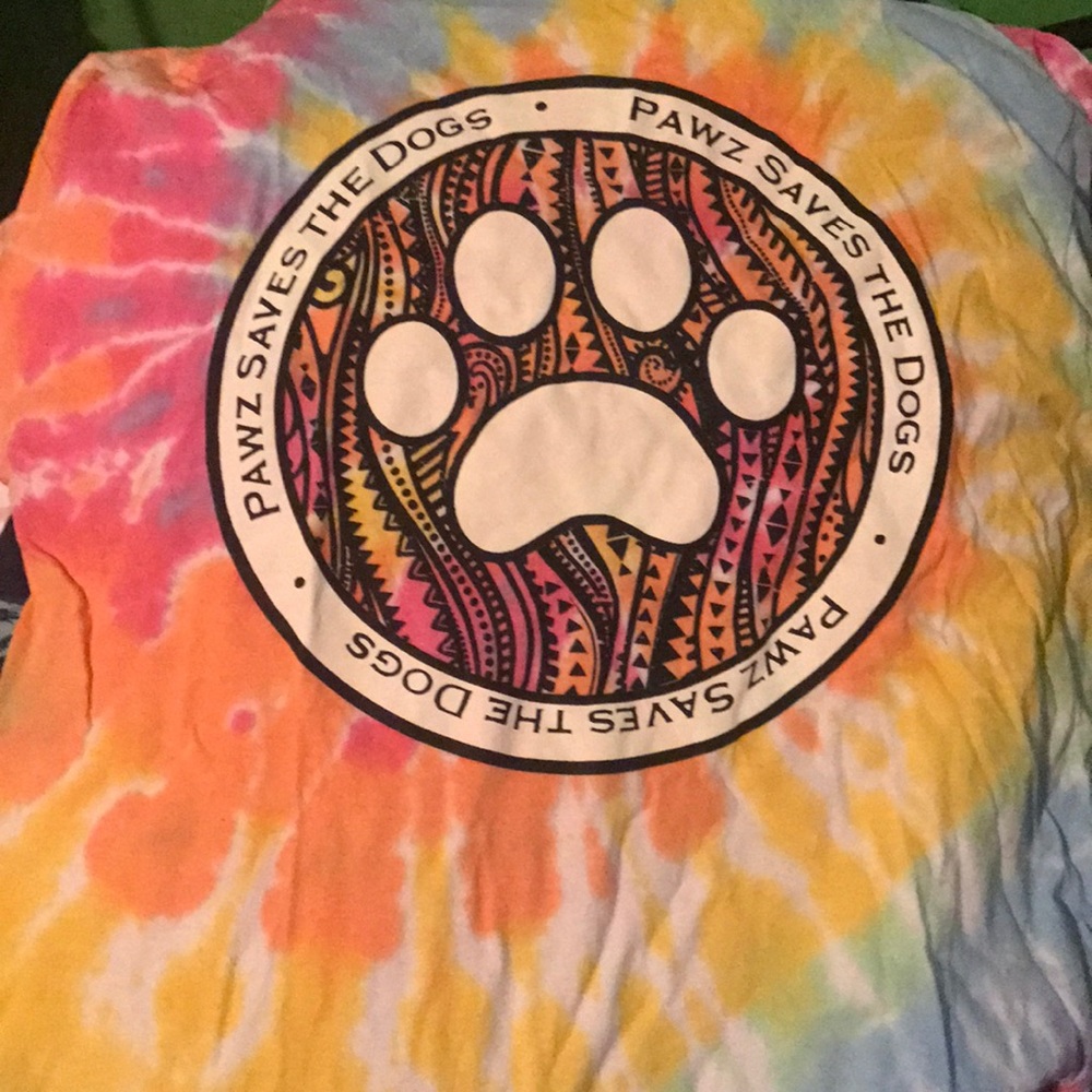 Paws t shirt tye tie dye